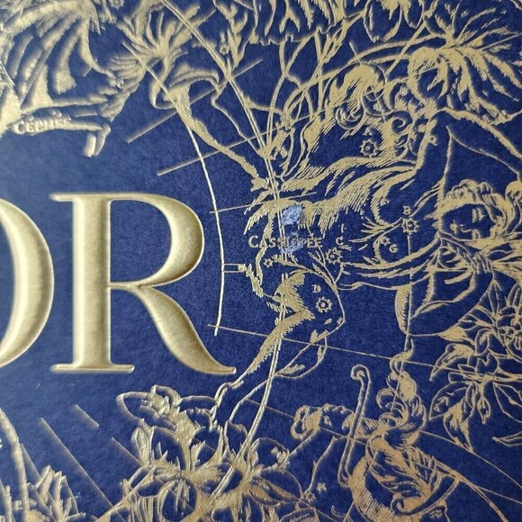 DIOR Detailed Empty Gift Box includes Blue & Gold Ribbon & Perfume Insert - Picture 6 of 13